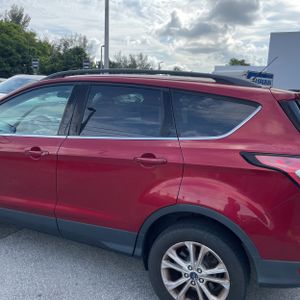 2017 FORD ESCAPE SE — фото 6