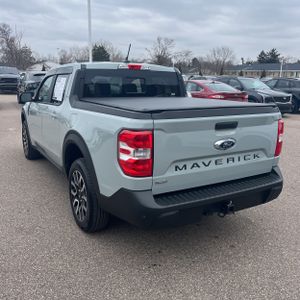 FORD MAVERICK LARIAT - 5