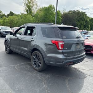 FORD EXPLORER XLT - 5