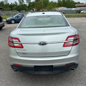 FORD TAURUS SE - 7