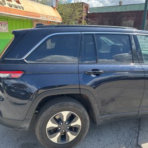JEEP GRAND CHEROKEE 4XE - 9