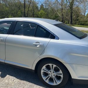 FORD TAURUS SEL - 6