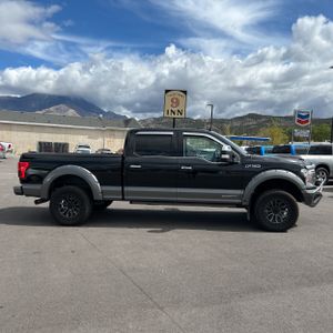 FORD F-150 PLATINUM - 10