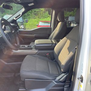 صورة مصغرة 32 لـ 2024 FORD F-150 STX