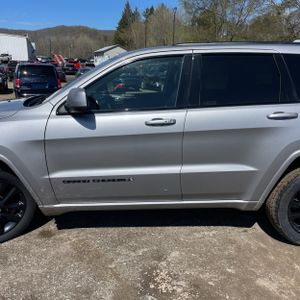 JEEP GRAND CHEROKEE ALTITUDE - 4