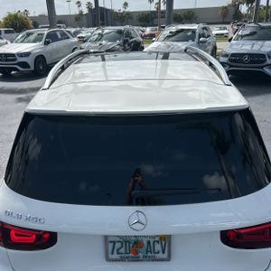 2022 Mercedes-BENZ GLB — миниатюра 16