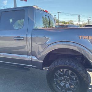 FORD F-150 TREMOR - 6