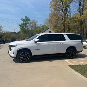 Chevrolet Suburban RST - 3