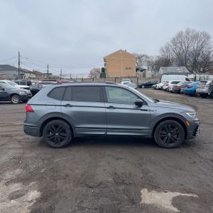 VOLKSWAGEN TIGUAN SE R-LINE BLACK 4MOTION - 10