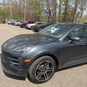 PORSCHE MACAN BASE - 2