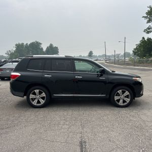 صورة 10 لـ 2011 Toyota HIGHLANDER LIMITED