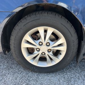 2004 Toyota CAMRY LE — миниатюра 17