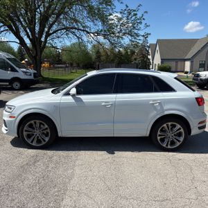 AUDI Q3 2.0T PREMIUM - 3