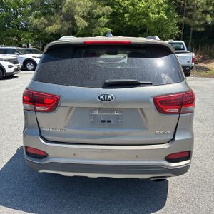 KIA SORENTO EX V6 - 7