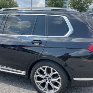 2021 BMW X7 XDRIVE40I — фото 6
