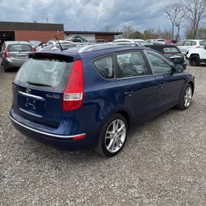 HYUNDAI ELANTRA TOURING SE - 8