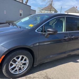 CHRYSLER PACIFICA TOURING - 2
