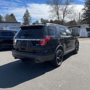 FORD EXPLORER XLT - 8