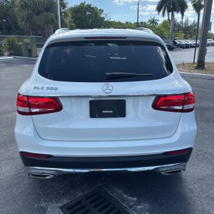 MERCEDES-BENZ GLC - 7