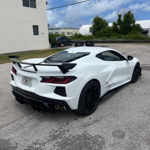 CHEVROLET CORVETTE STINGRAY - 8
