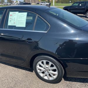 VOLKSWAGEN JETTA SE - 6