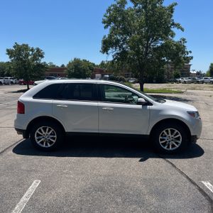 FORD EDGE SEL - 10