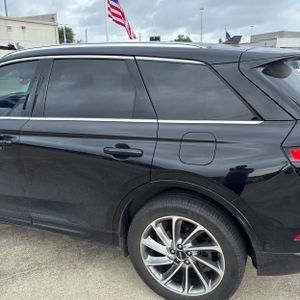 LINCOLN CORSAIR GRAND TOURING - 6