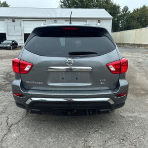 2017 Nissan PATHFINDER SL 照片 7