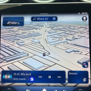 2025 Mercedes-BENZ GLC thumbnail 38