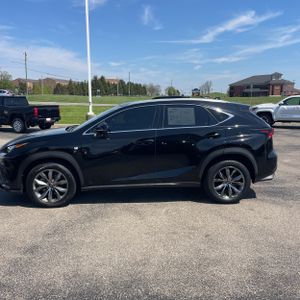 LEXUS NX 300 F SPORT - 3