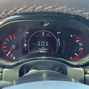 2022 Dodge DURANGO SXT — миниатюра 37