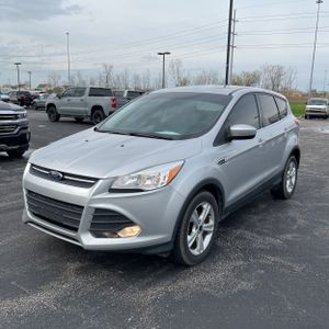 FORD ESCAPE SE - 1