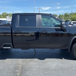 2026 Chevrolet SILVERADO 2500HD LT thumbnail 11