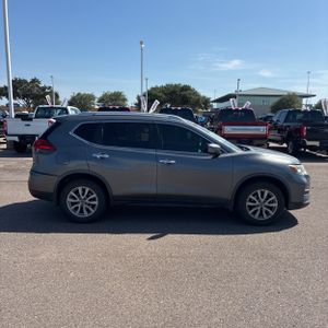 صورة 10 لـ 2017 Nissan ROGUE SV