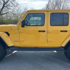 JEEP WRANGLER UNLIMITED SAHARA - 4