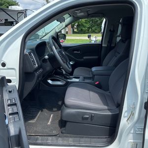 صورة مصغرة 32 لـ 2022 Nissan FRONTIER SV