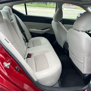 صورة 34 لـ 2025 Nissan ALTIMA SV
