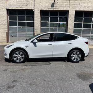 TESLA MODEL Y LONG RANGE - 3