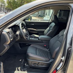 2025 Nissan PATHFINDER PLATINUM — миниатюра 32