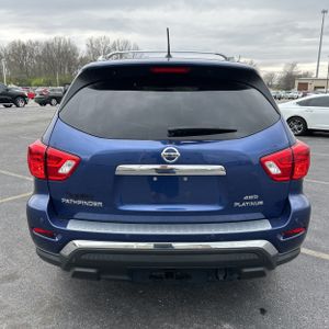 NISSAN PATHFINDER PLATINUM - 7