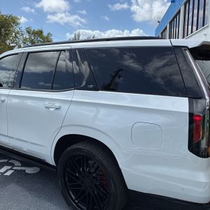 CADILLAC ESCALADE-V BASE - 6