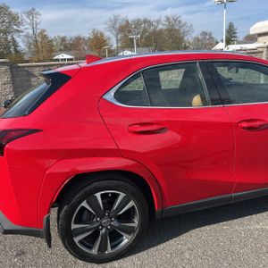 LEXUS UX 250H PREMIUM - 9