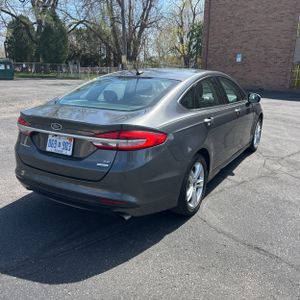 FORD FUSION SE - 8