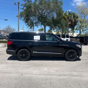 LINCOLN NAVIGATOR RESERVE - 10