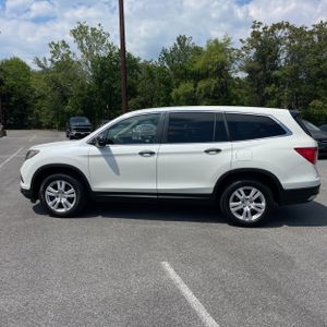 HONDA PILOT LX - 3