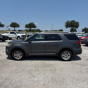 2017 FORD EXPLORER XLT 照片 3