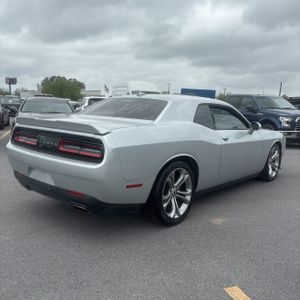 DODGE CHALLENGER GT - 8