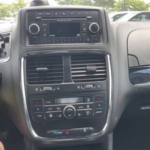 2015 Dodge GRAND CARAVAN SXT PLUS thumbnail 36