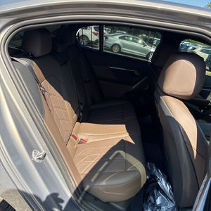 صورة مصغرة 35 لـ 2026 BMW 550E XDRIVE