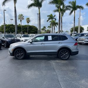 صورة 3 لـ 2024 Volkswagen TIGUAN SE